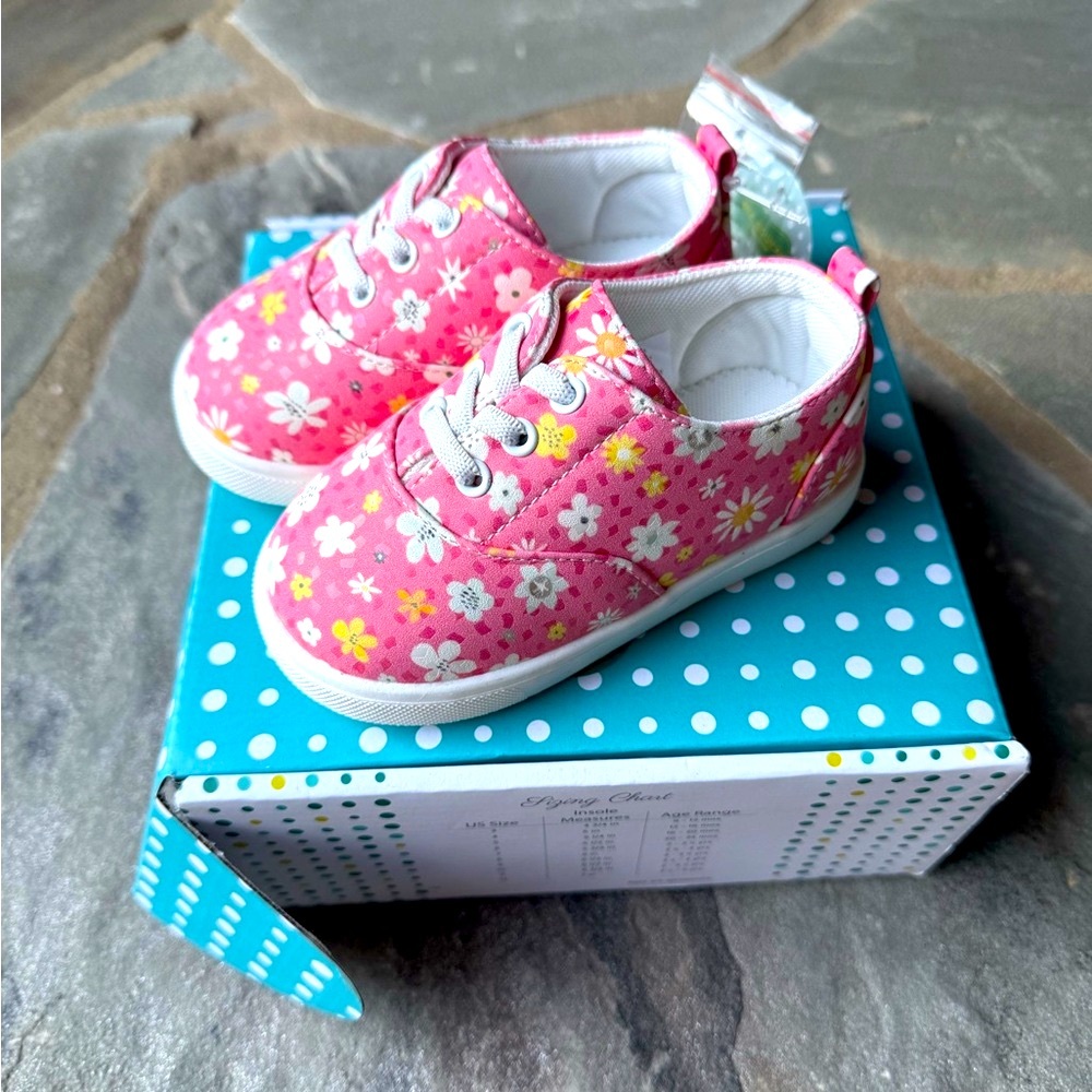 Wee Squeak Toddler Squeaky Tennis Shoes with Removable Squeaker